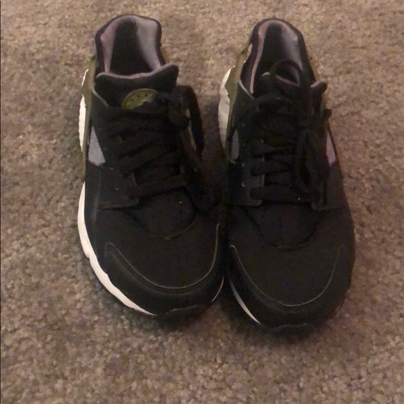 youth huaraches